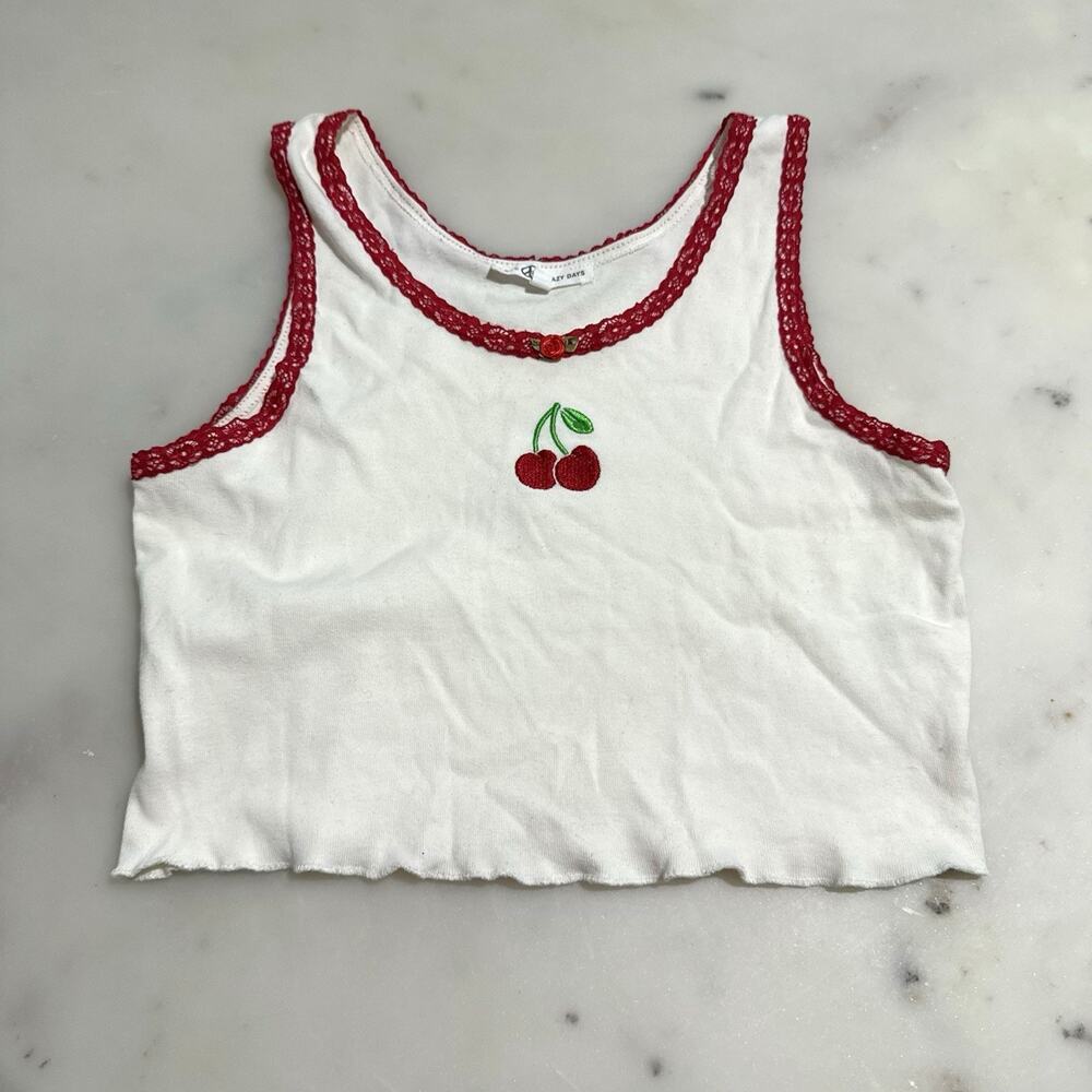 Love & Lazy Days Y2K White Cherry Embroidered Red Lace Trim Crop Tank Top Sz XL
